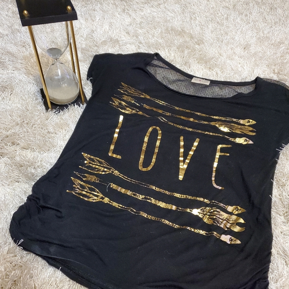 Black soft love tee